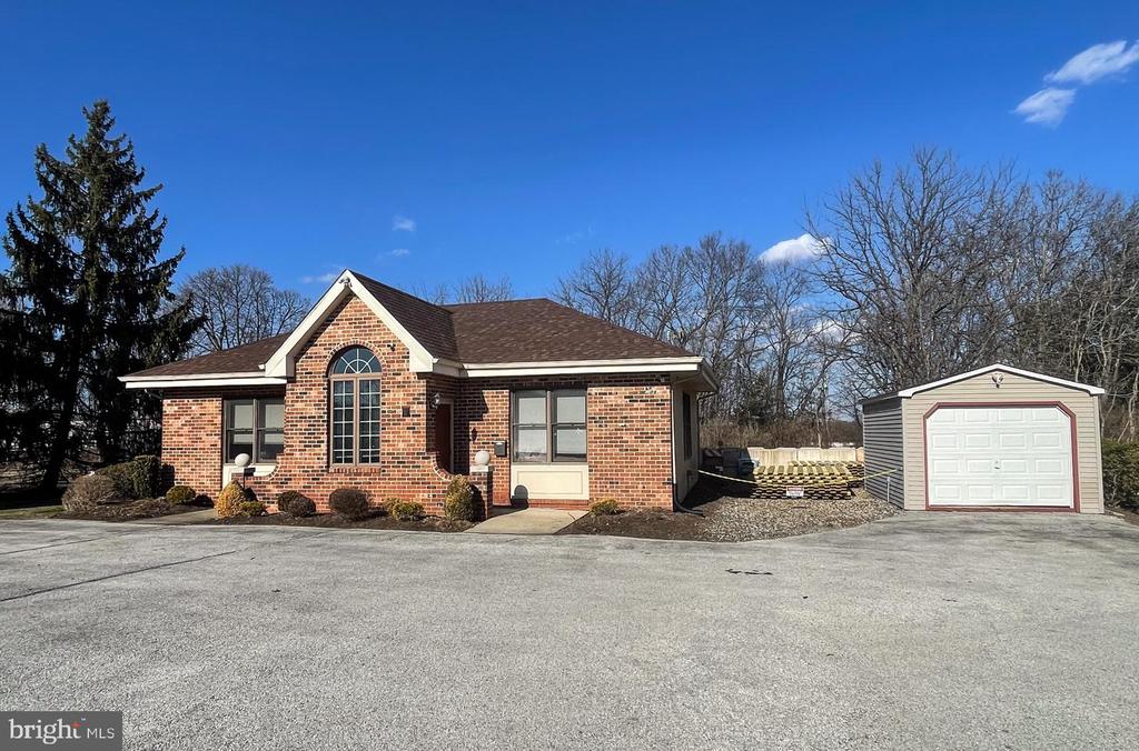 121 WILLIAM PENN Unit: 121