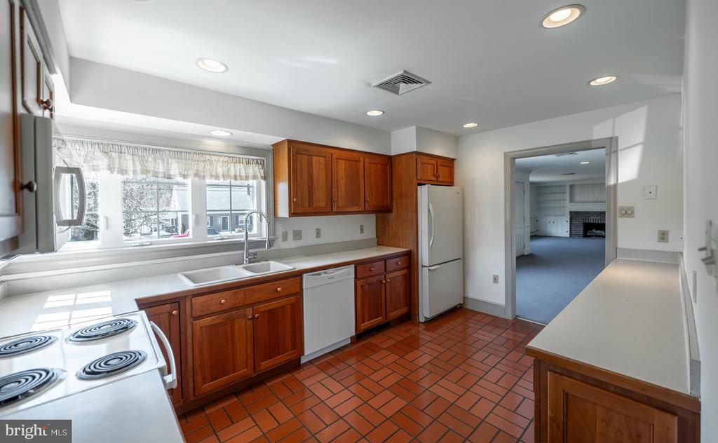 109 WALNUT STREET