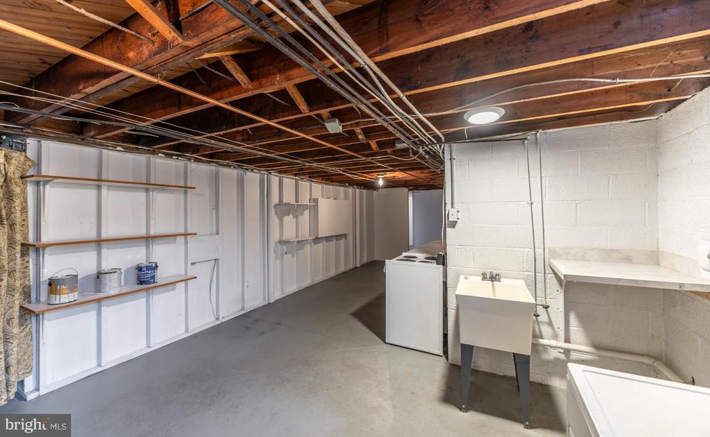 109 WALNUT STREET