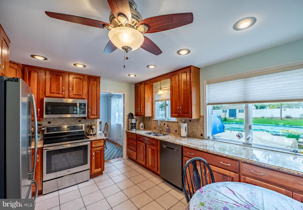 2658 ANTHONY DRIVE
