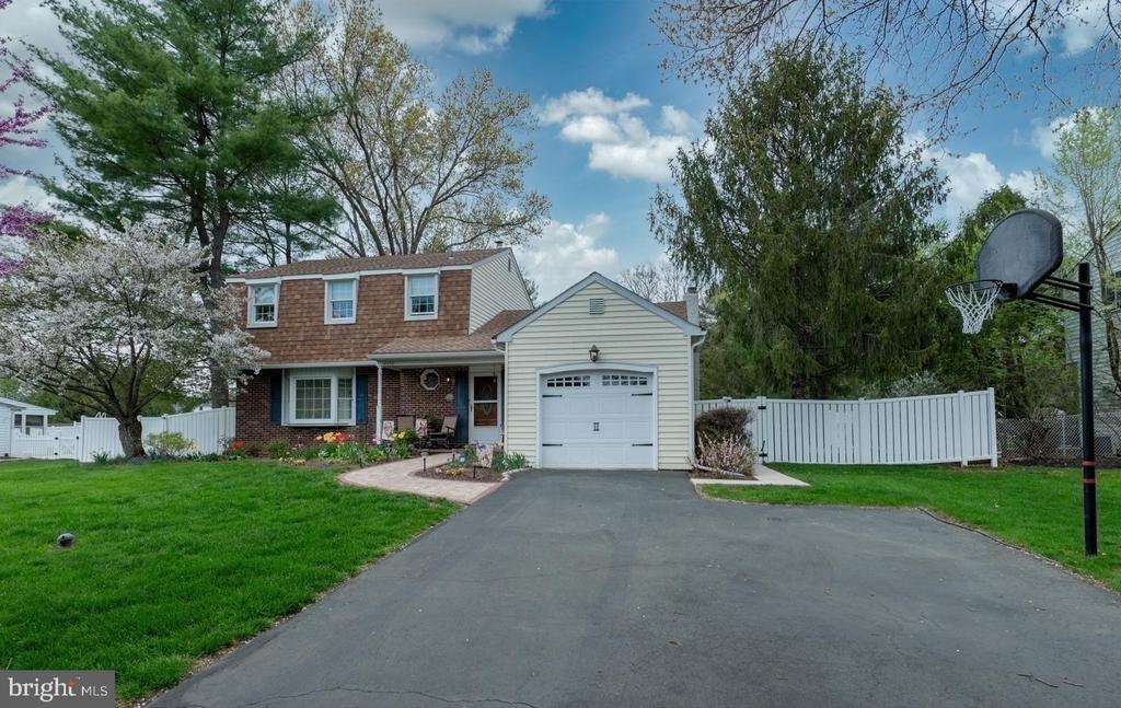 2658 ANTHONY DRIVE