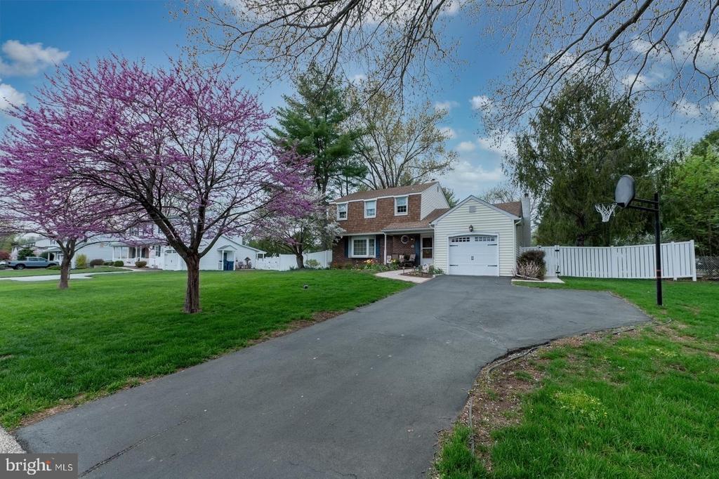 2658 ANTHONY DRIVE