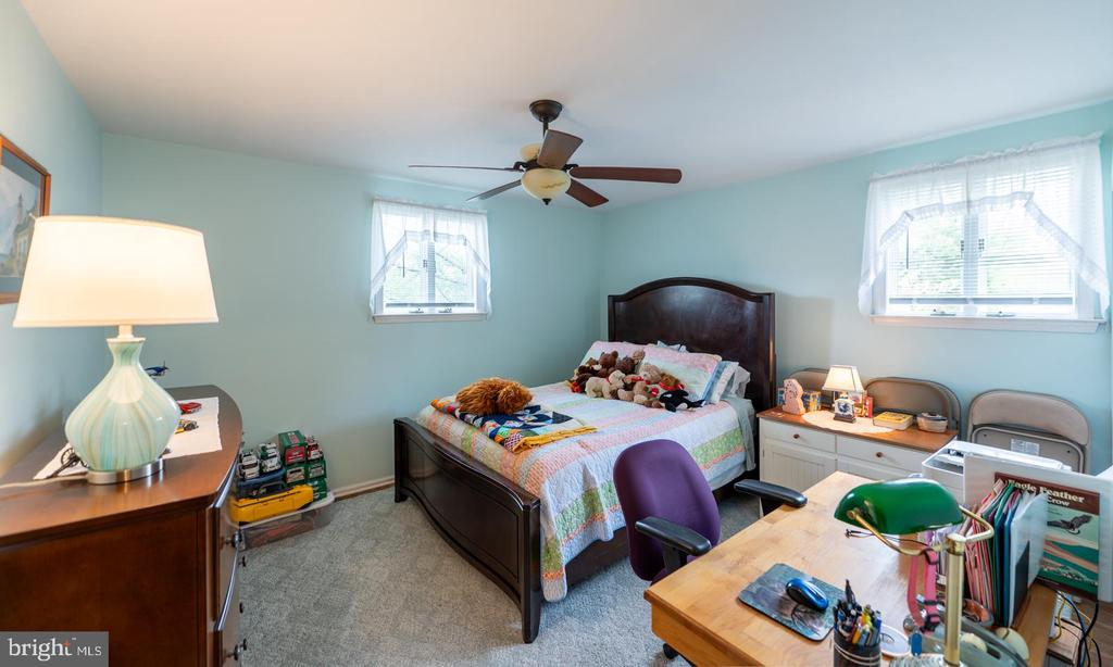 2658 ANTHONY DRIVE