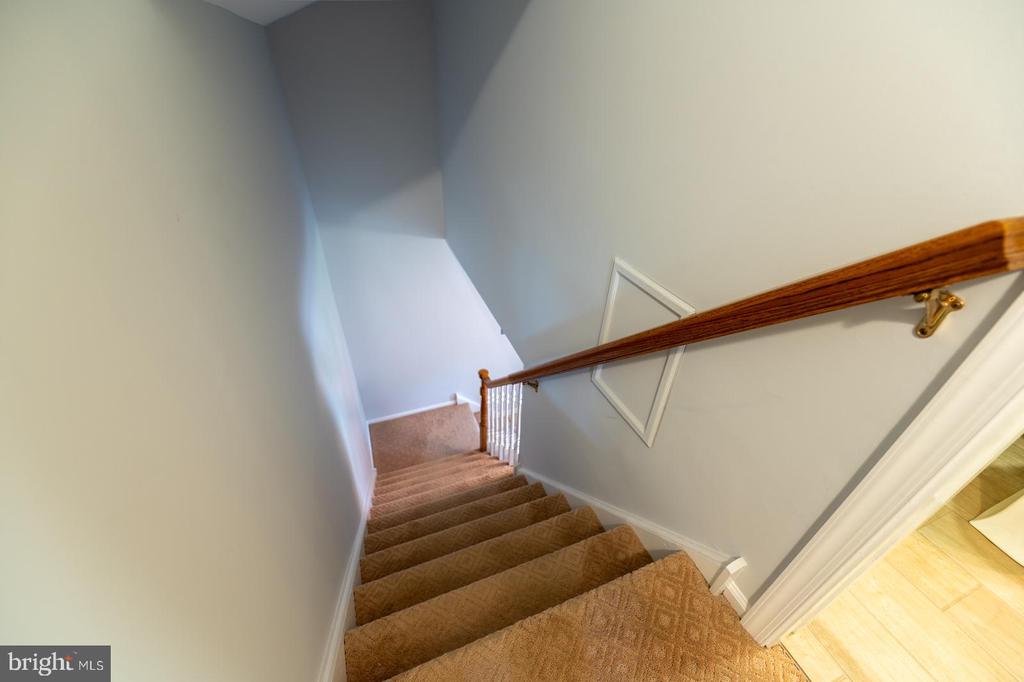 2658 ANTHONY DRIVE