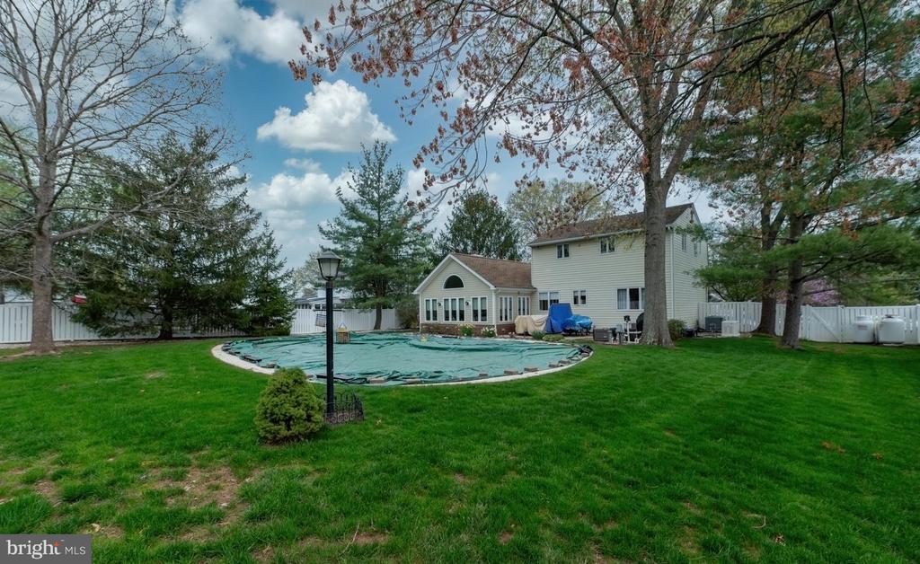 2658 ANTHONY DRIVE