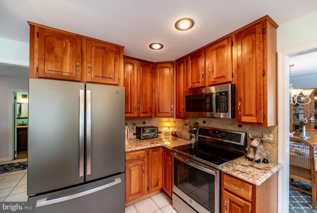 2658 ANTHONY DRIVE