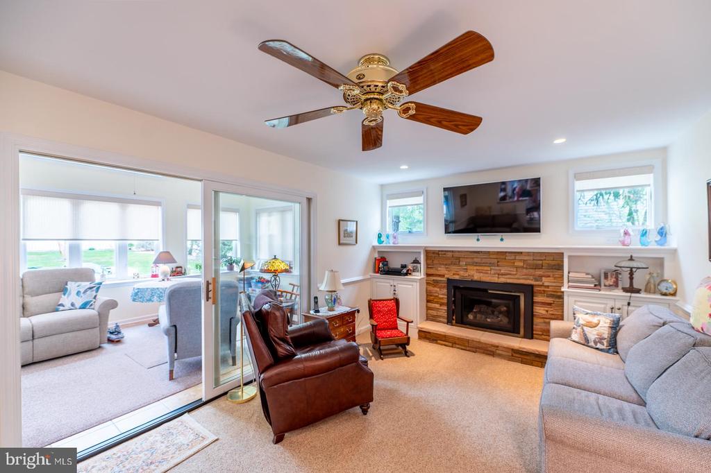 2658 ANTHONY DRIVE