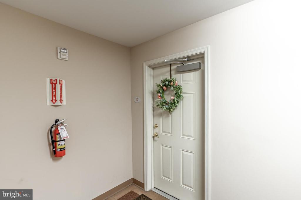 3930 ASHLAND DRIVE Unit: 238