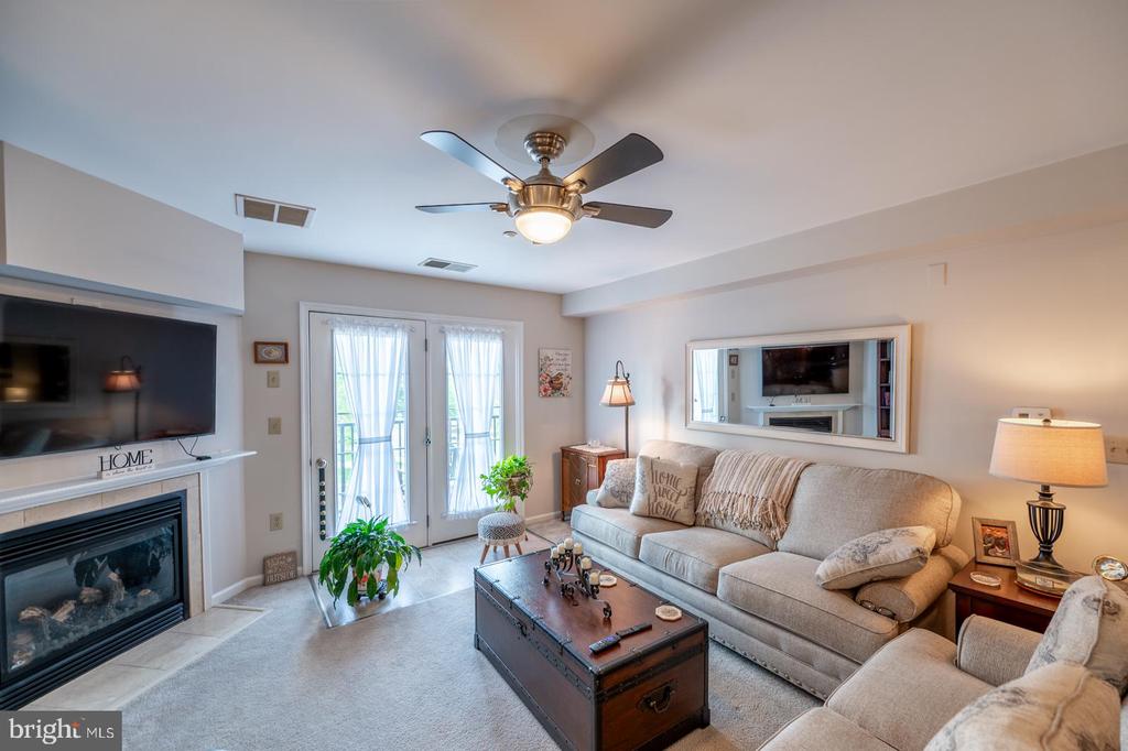 3930 ASHLAND DRIVE Unit: 238