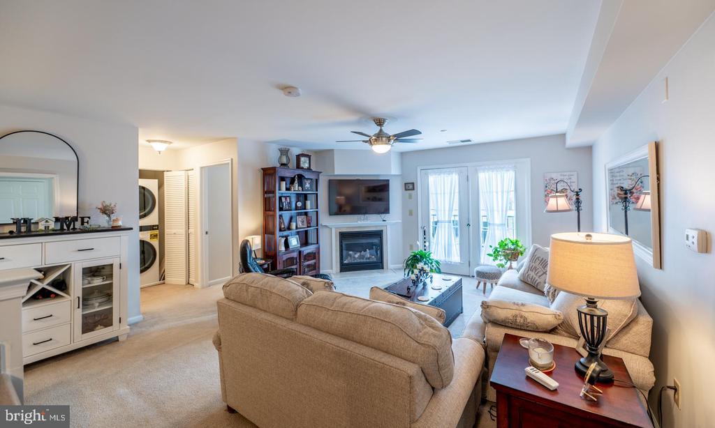 3930 ASHLAND DRIVE Unit: 238