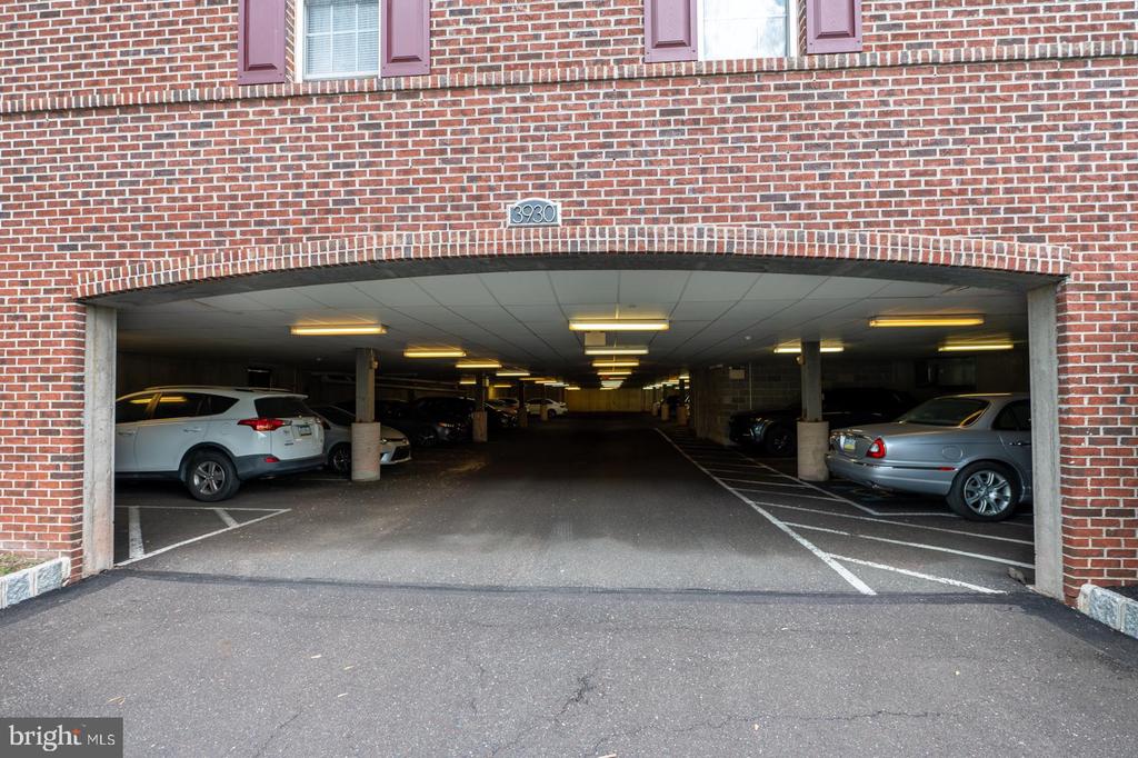 3930 ASHLAND DRIVE Unit: 238