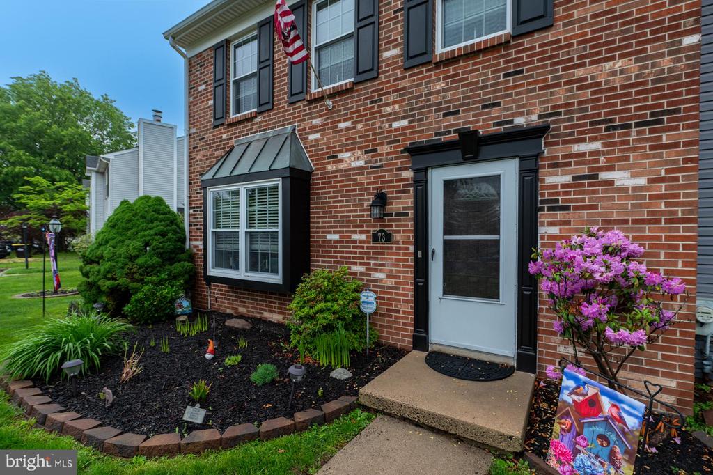 73 HUNT DRIVE