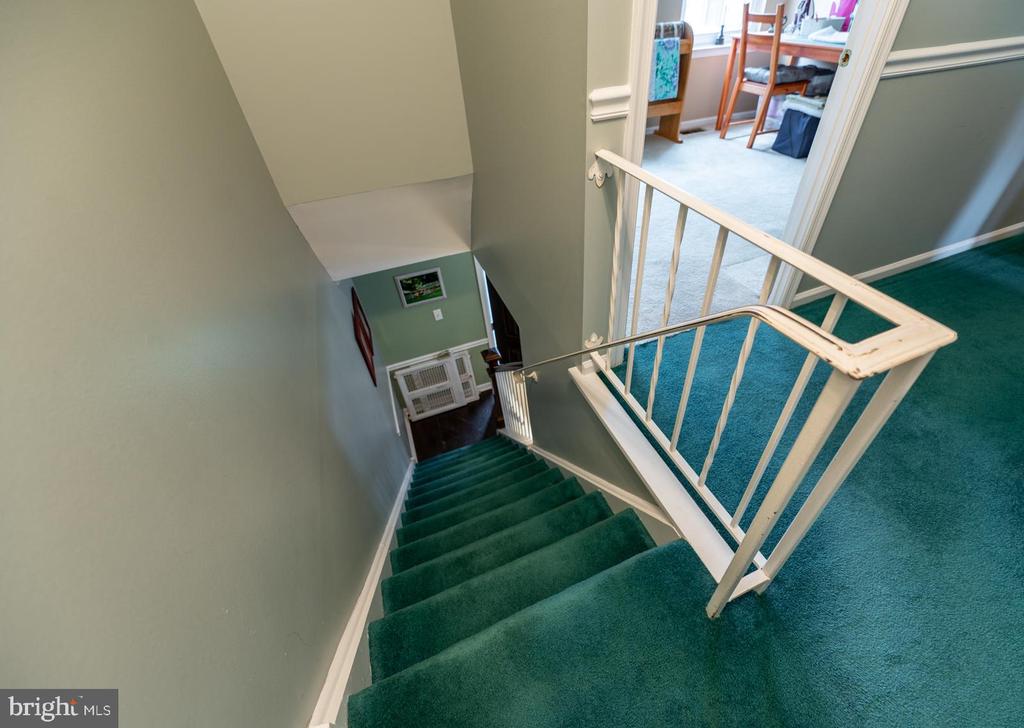 73 HUNT DRIVE