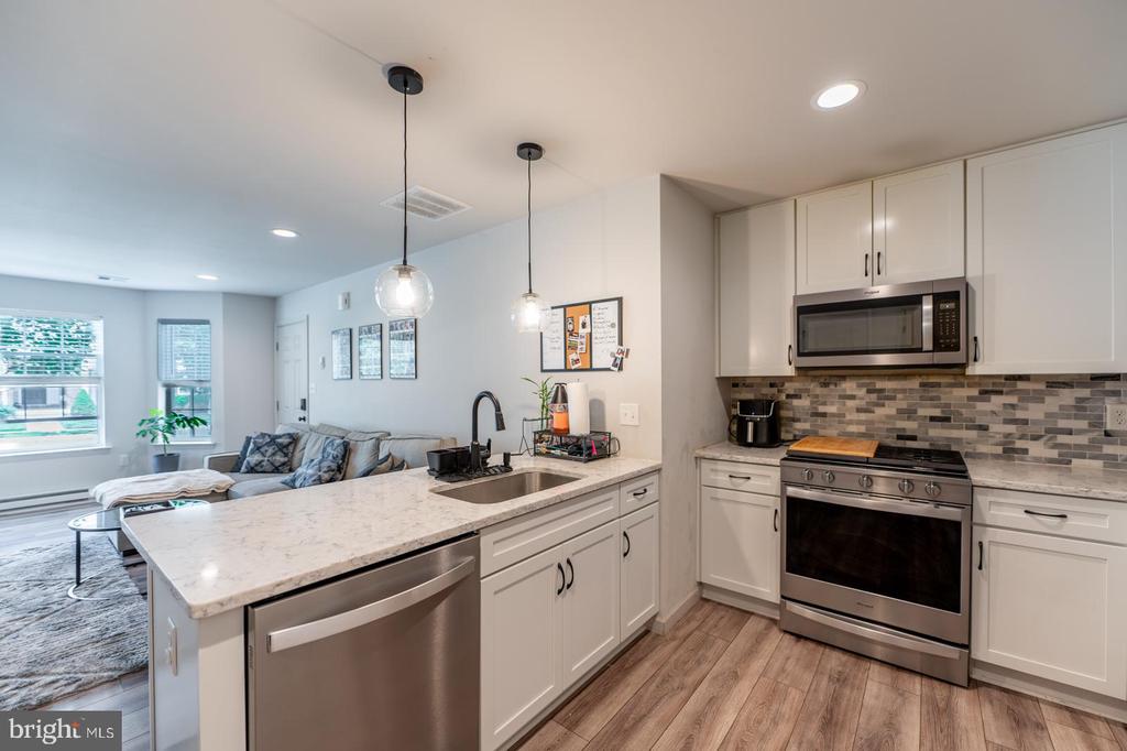 3089 DAVENPORT WAY Unit: M75 L