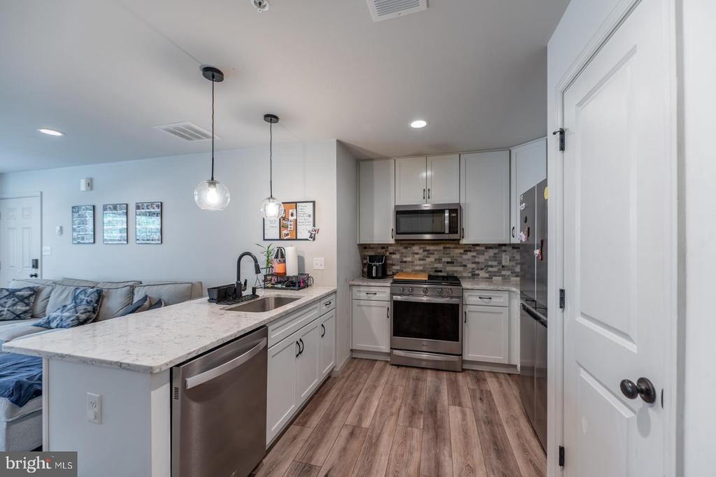 3089 DAVENPORT WAY Unit: M75 L