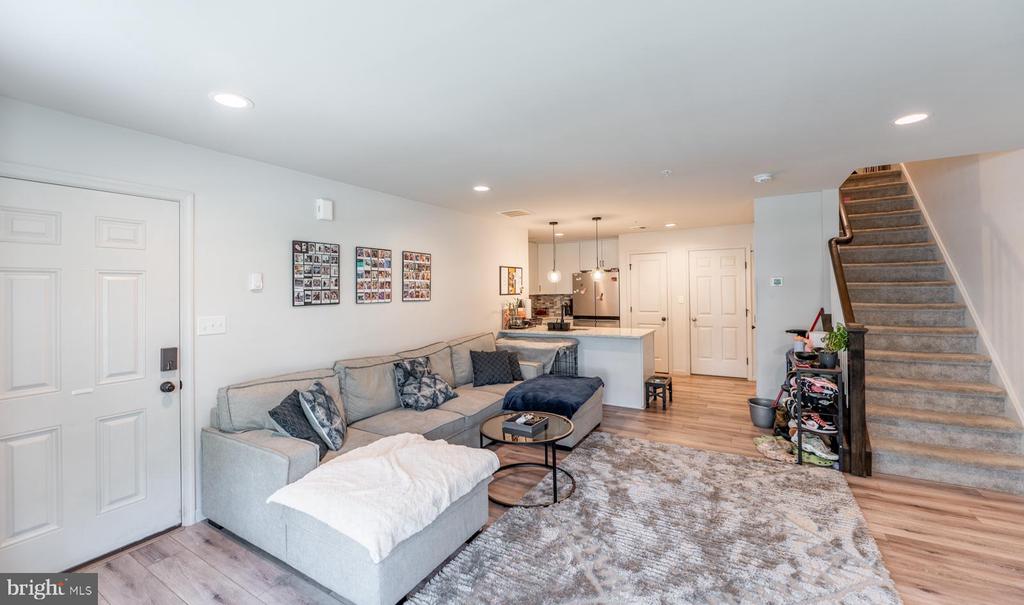 3089 DAVENPORT WAY Unit: M75 L