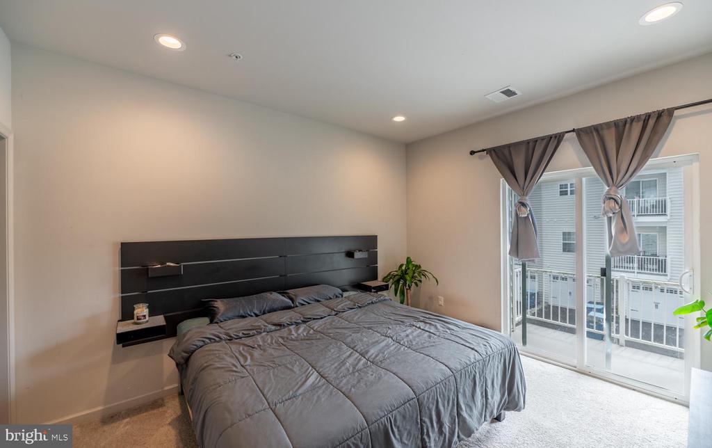 3089 DAVENPORT WAY Unit: M75 L
