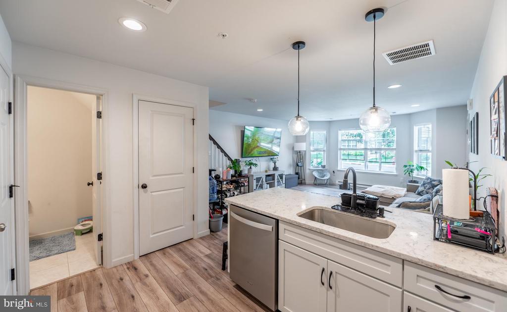 3089 DAVENPORT WAY Unit: M75 L