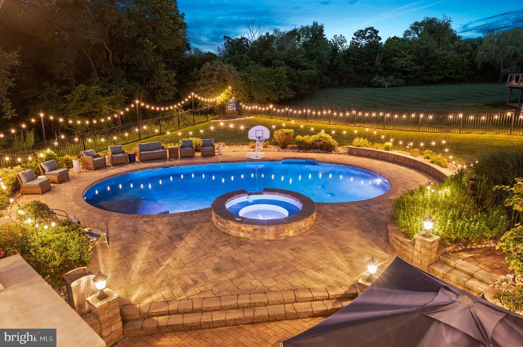 113 STEINBRIGHT DRIVE