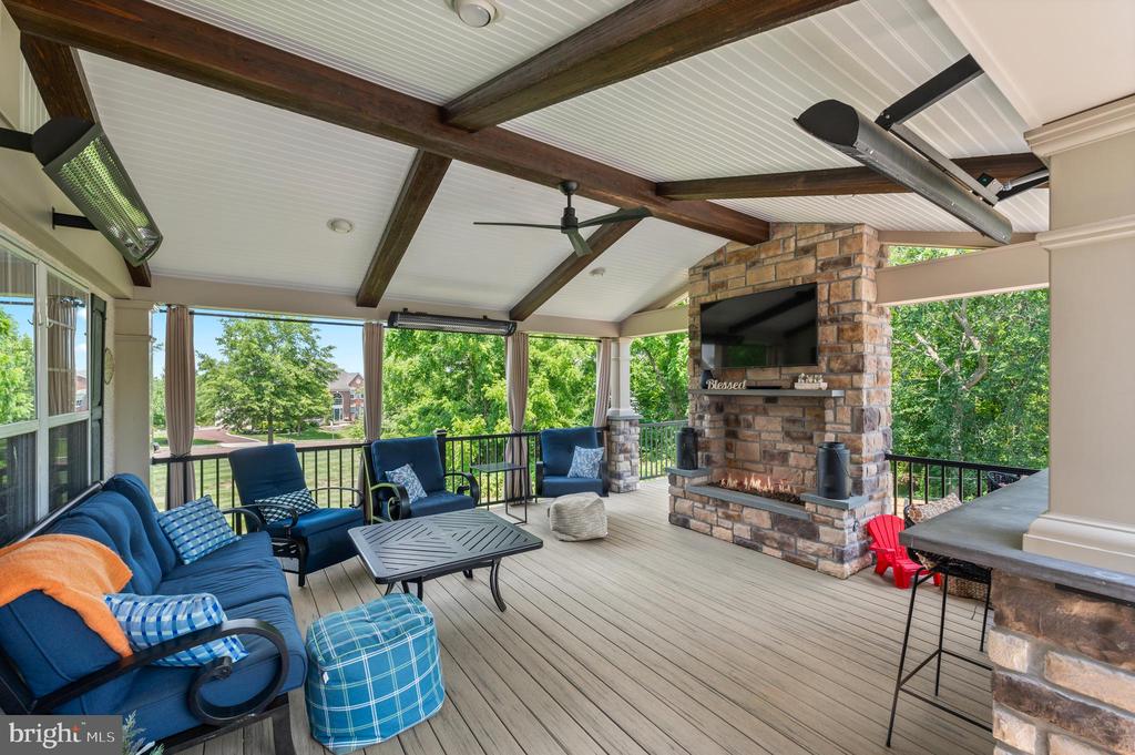 113 STEINBRIGHT DRIVE