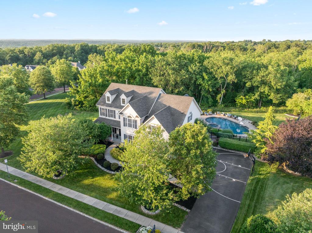 113 STEINBRIGHT DRIVE