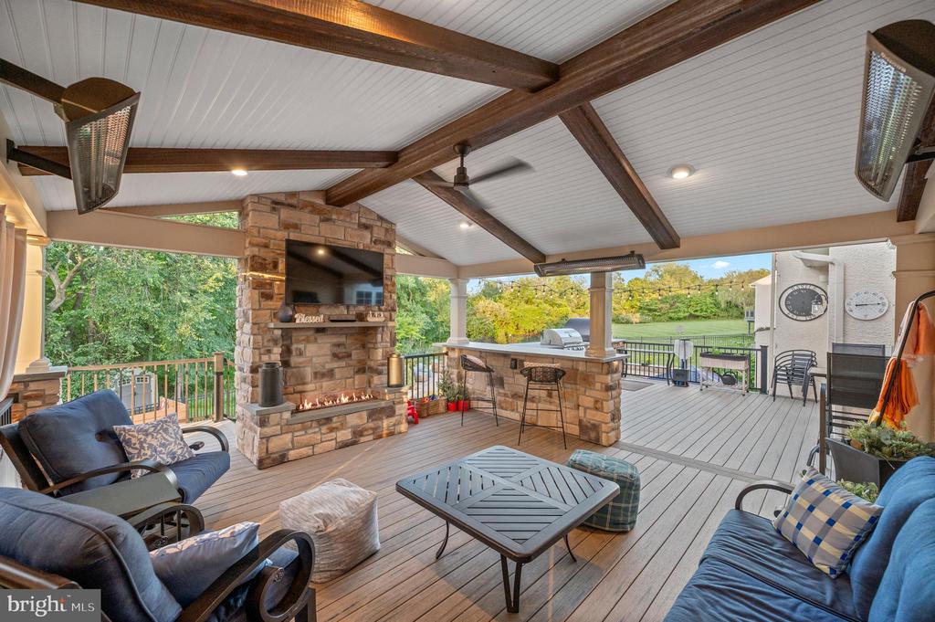 113 STEINBRIGHT DRIVE