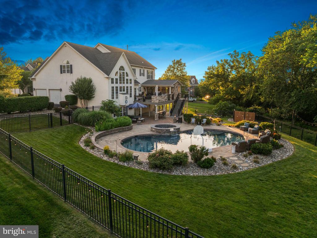 113 STEINBRIGHT DRIVE