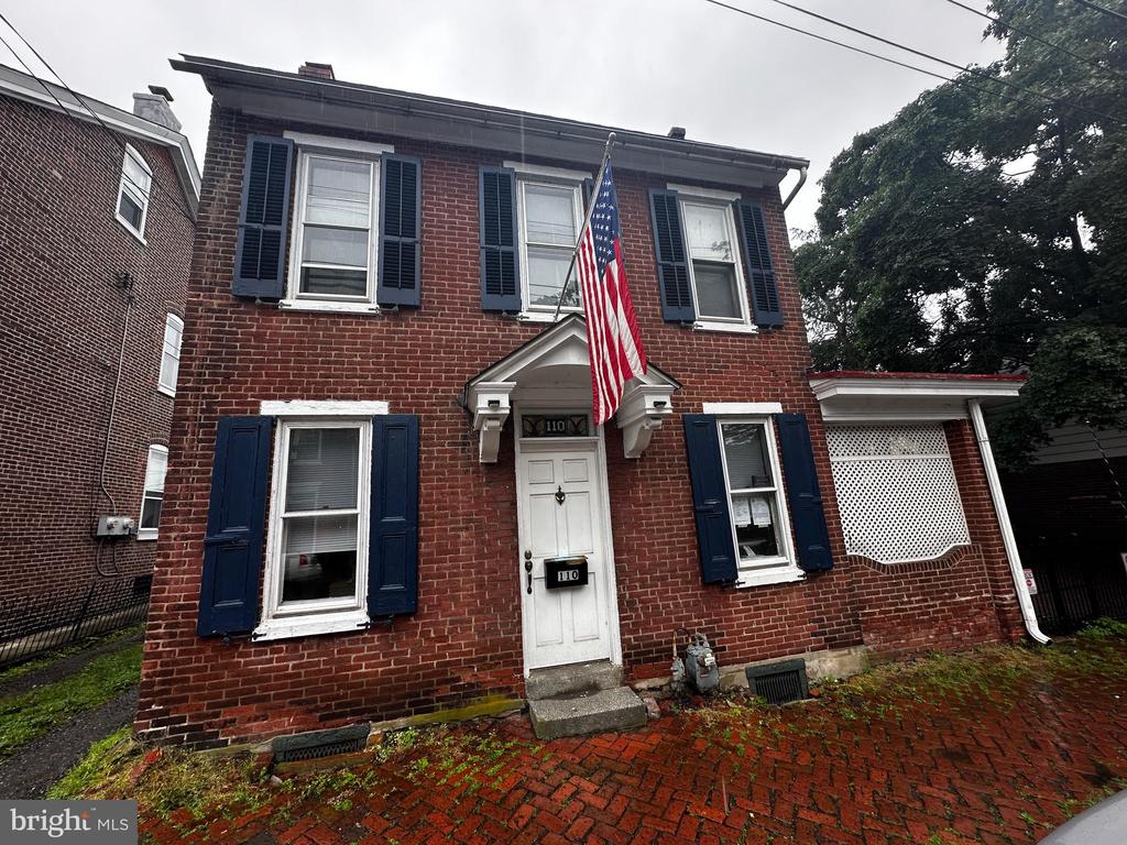 110 CHESTNUT STREET