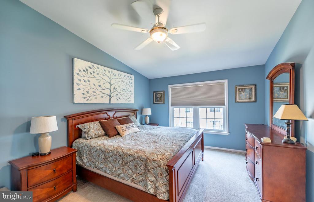 619 HAMILTON STREET