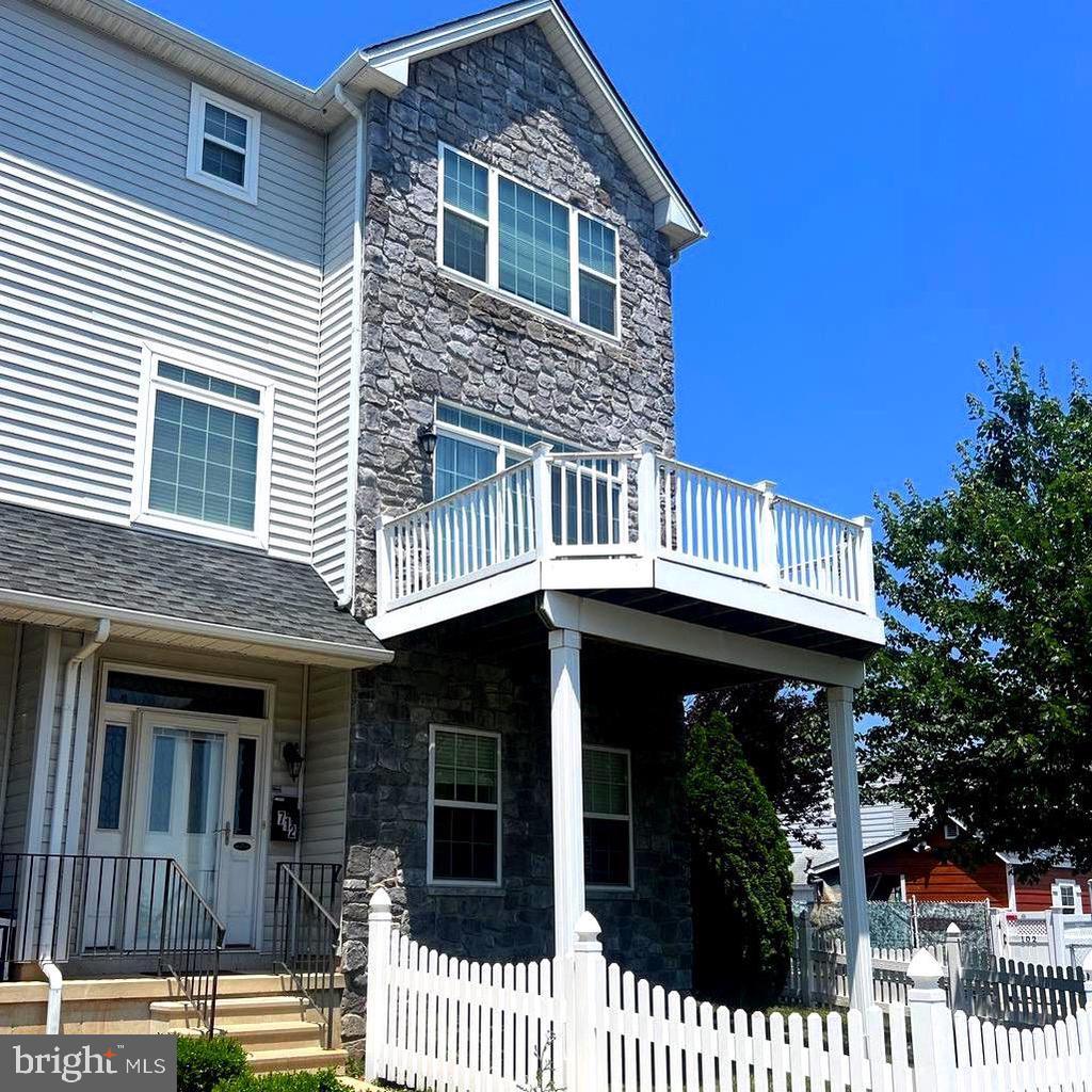 712 MILL STREET