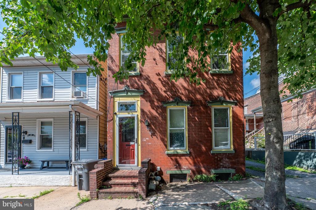 151 CHESTNUT STREET
