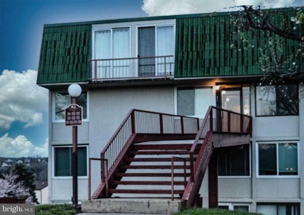 3131 FOREST LANE Unit: E-20