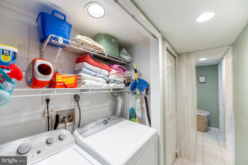 3121 FOREST LANE Unit: D-10