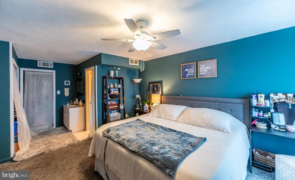 3121 FOREST LANE Unit: D-10