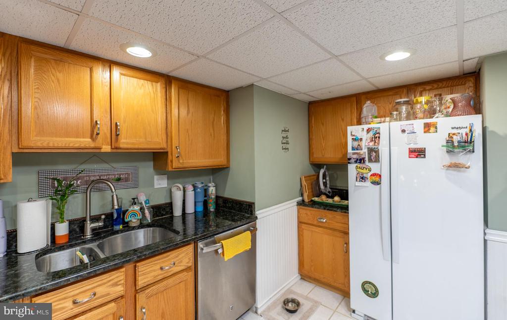 3121 FOREST LANE Unit: D-10