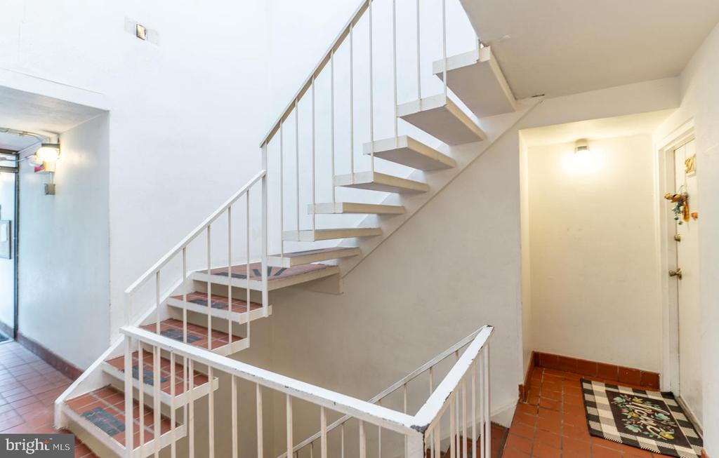3121 FOREST LANE Unit: D-10