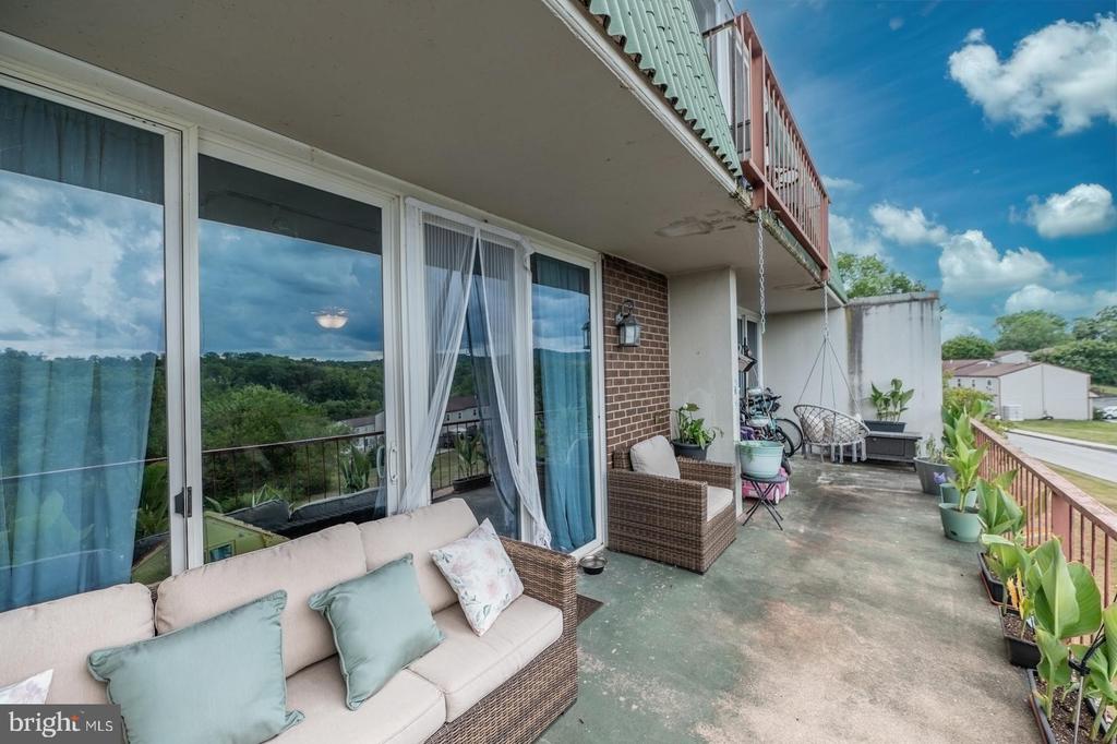 3121 FOREST LANE Unit: D-10