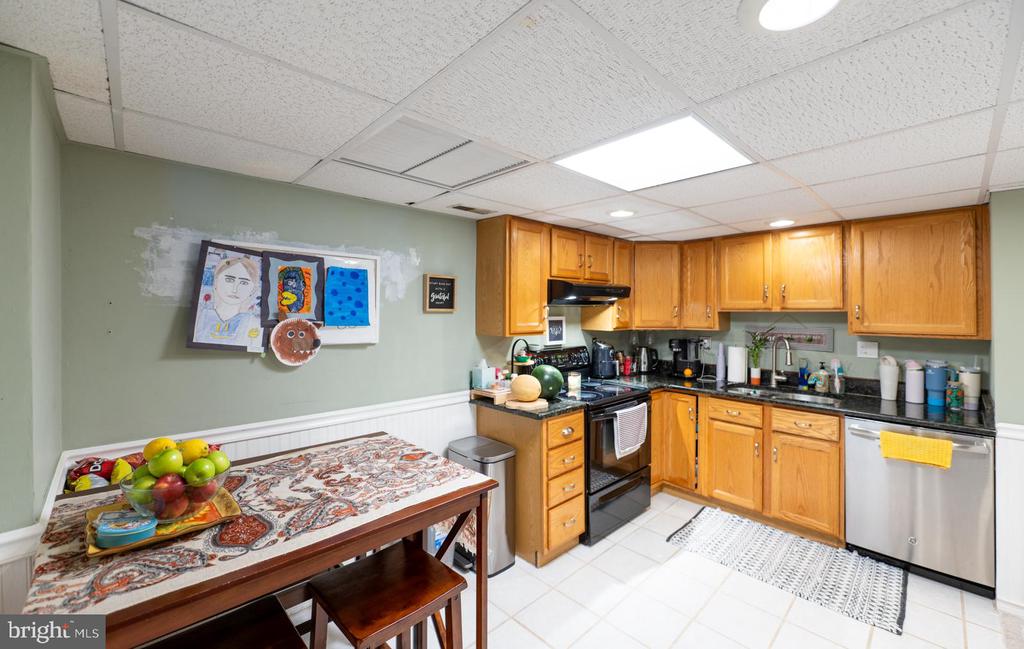 3121 FOREST LANE Unit: D-10