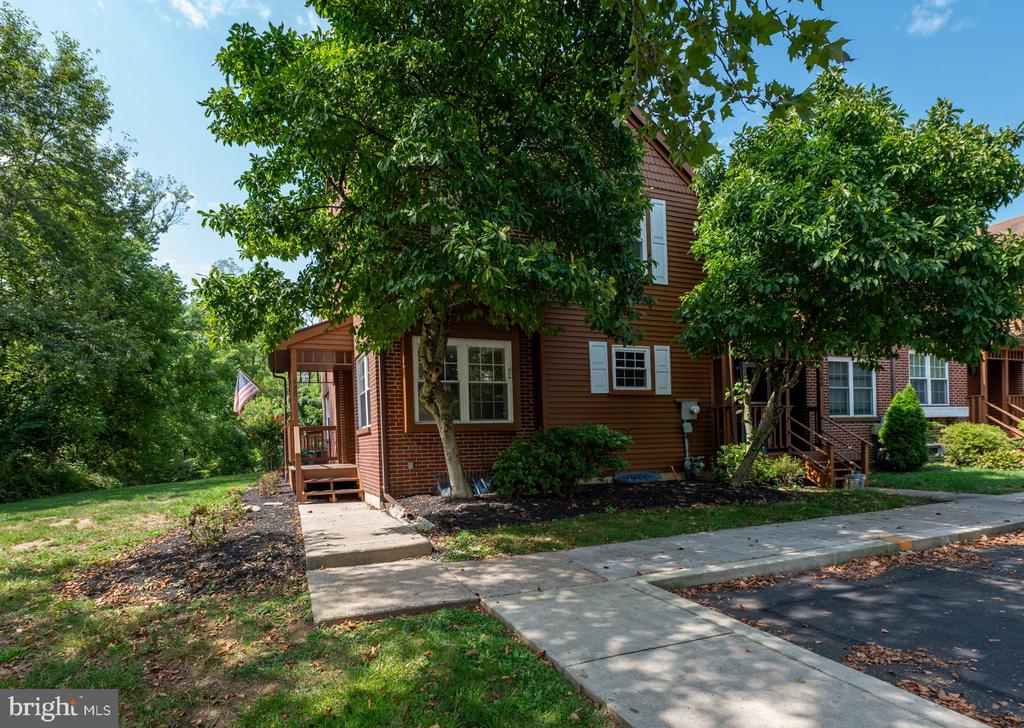 148 IRON BARK COURT