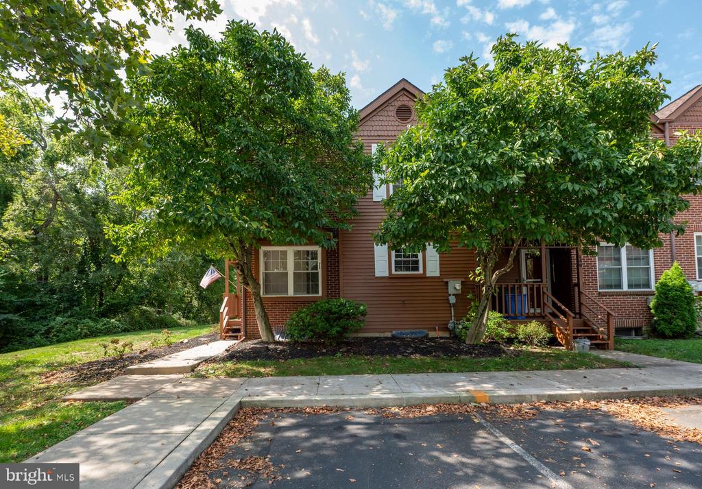 148 IRON BARK COURT