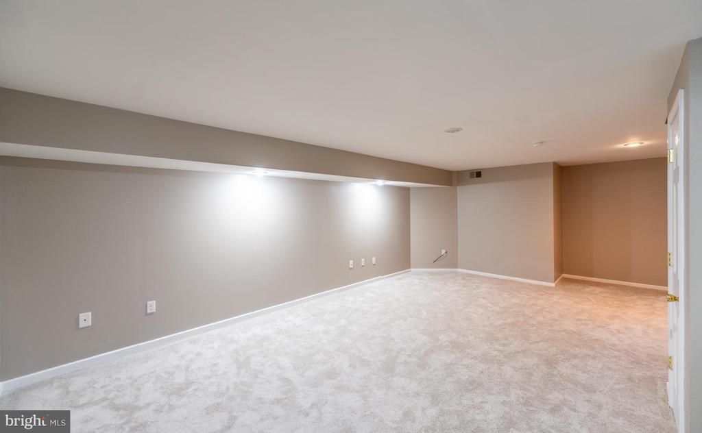 148 IRON BARK COURT