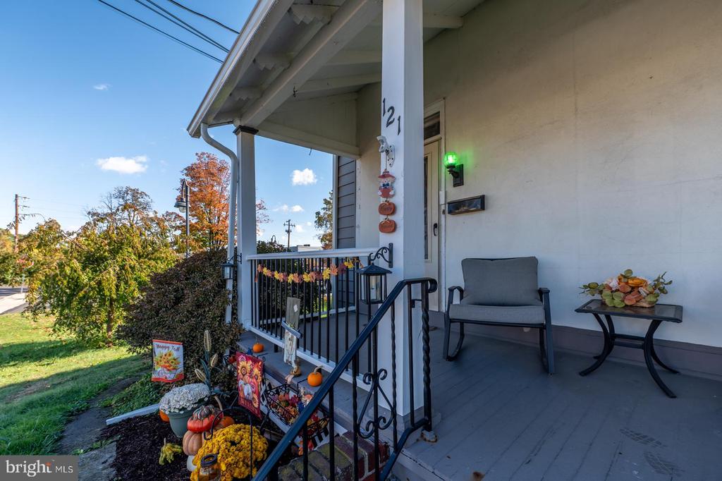 119 E BROAD STREET