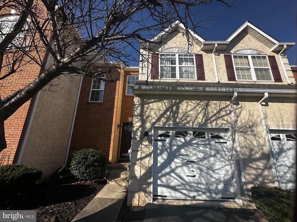 937 CHOLET DRIVE