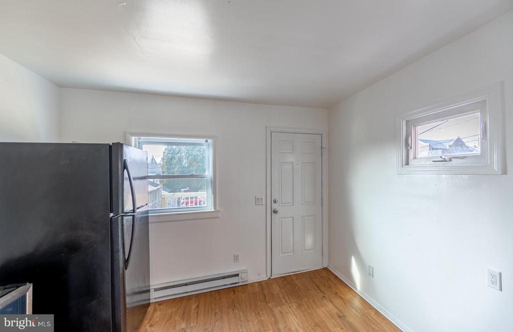 220 RAILROAD AVENUE