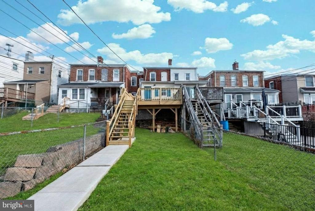 220 RAILROAD AVENUE