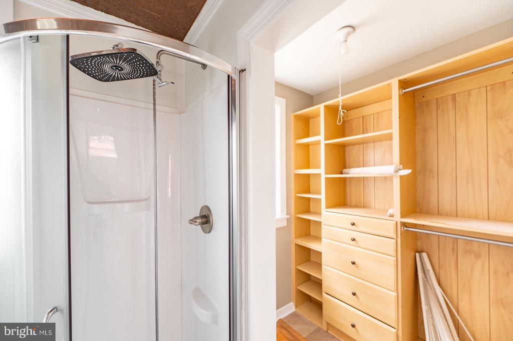 631 MAIN STREET Unit: APT #1
