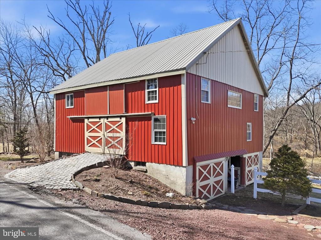 111 MINE RUN ROAD