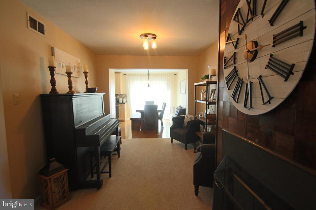 112 MAGNOLIA COURT
