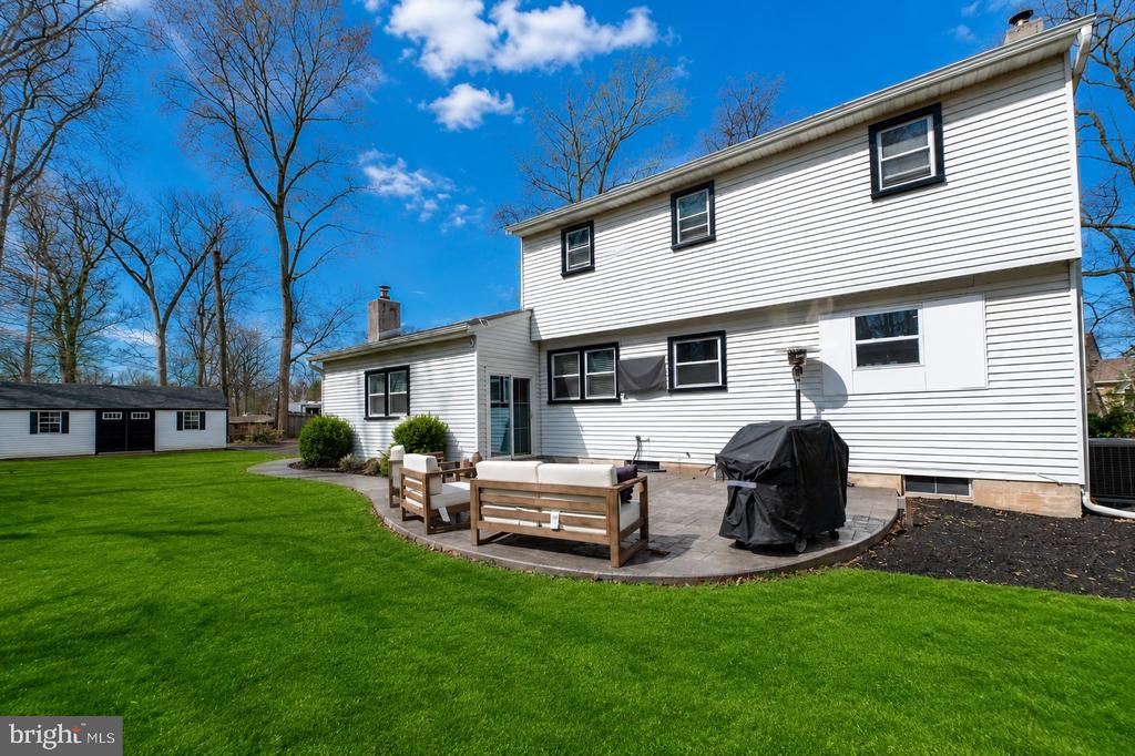 1113 E PROSPECT AVENUE