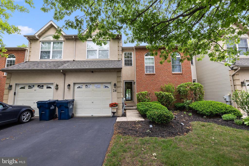 24 RALEIGH COURT